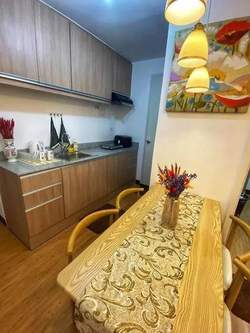 Apartment Cozy Condo With Swimming Pool, Wifi & Netflix Good For 4Pax Davao
